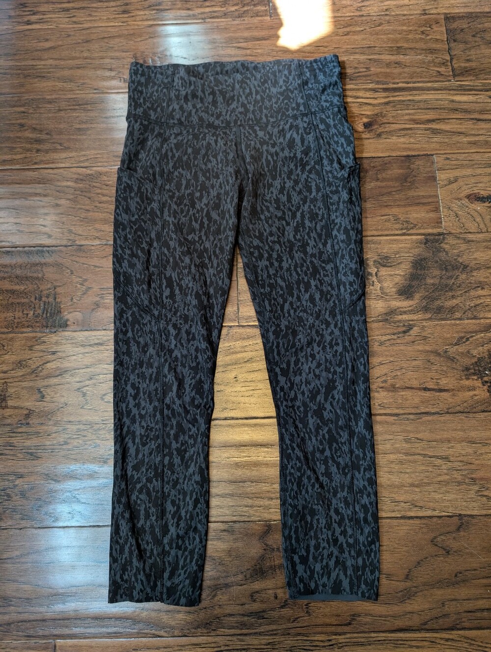 Lululemon Fast and Free High Rise Crop 23in Size 6